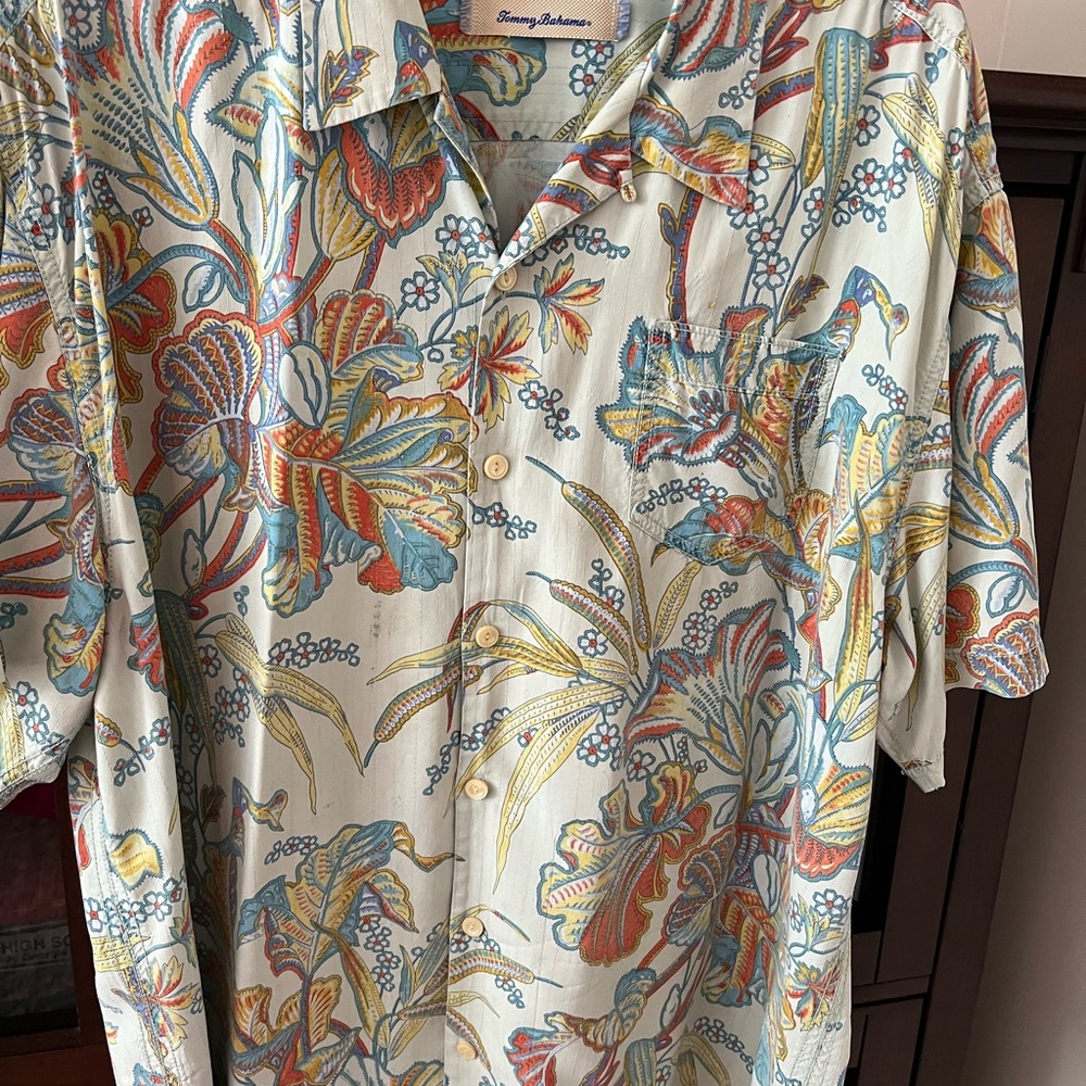 Tommy Bahama Men's Tropical Floral Shirt - Cream, Blue, Red